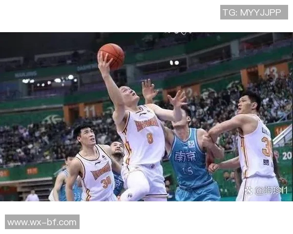 广州篮球队在锦标赛中的速度优势与战术分析 广州篮球队在锦标赛中的速度优势与战术分析
