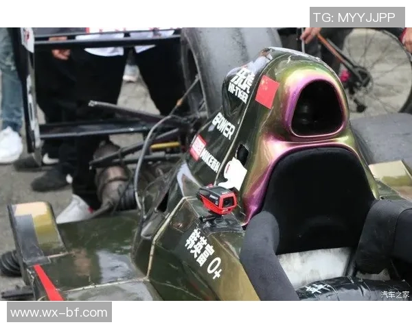 成都足球队与广州足球队耐力对决赛后分析与反思 成都足球队与广州足球队耐力对决赛后分析与反思