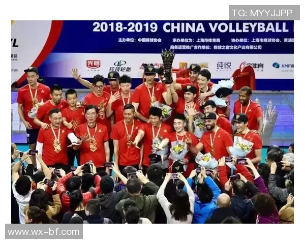 西安排球队积分领先精英赛71分稳居榜首争夺冠军荣耀 西安排球队积分领先精英赛71分稳居榜首争夺冠军荣耀